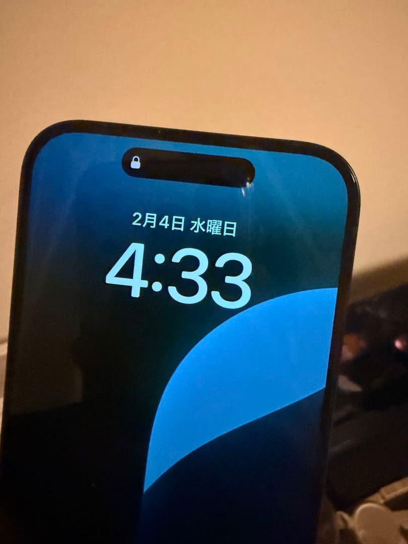 Apple iPhone 15 pro 256GB バッテリー容量87%