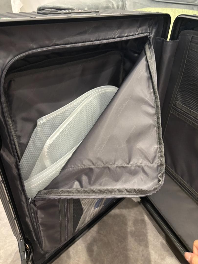 リベティ多機能キャリーケース【マットブラックMサイズ】37