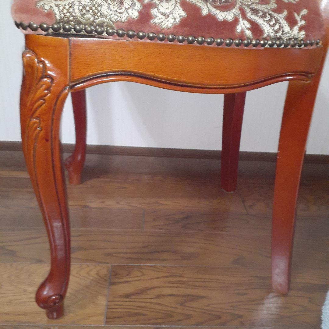 クワラ☆ロココ調☆猫足椅子☆赤色系☆ダイニング☆インテリア