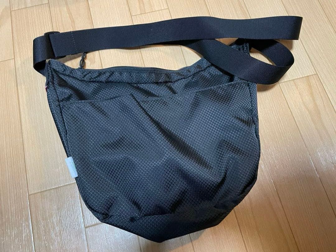 22ss supreme シュプリーム　スモール　メッセンジャーバッグ