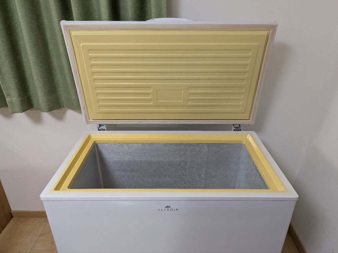 206L 冷凍庫 8段階 ホワイト白 大型上開き チェスト型