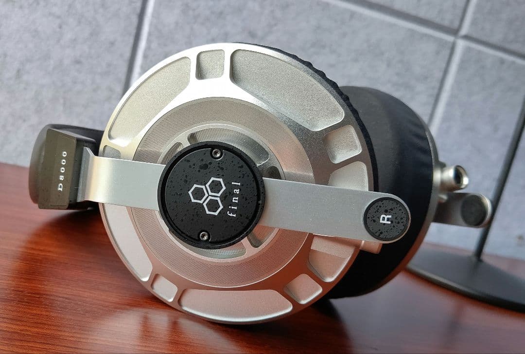 final D8000シルバー & 4.4バランスシルバーコートケーブル1.5m