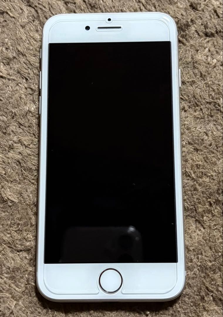 iPhone8 シルバー 64GB