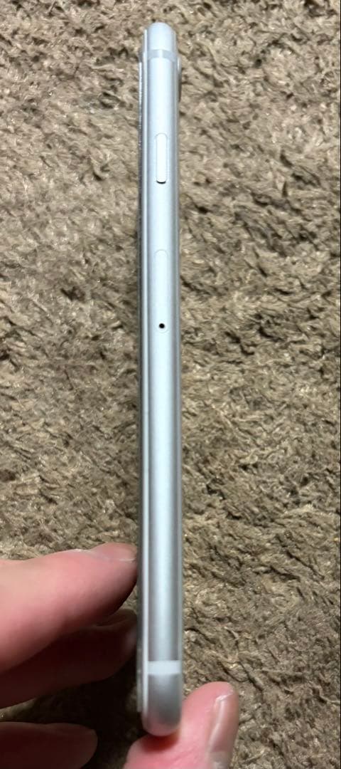 iPhone8 シルバー 64GB