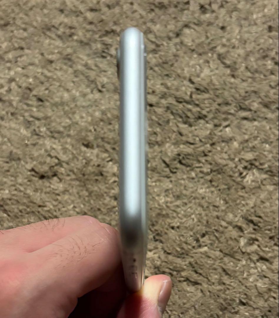 iPhone8 シルバー 64GB