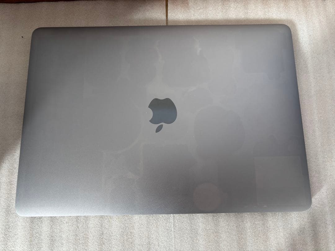 MacBook Pro 2020 13インチ　A2289 256GB 16GB