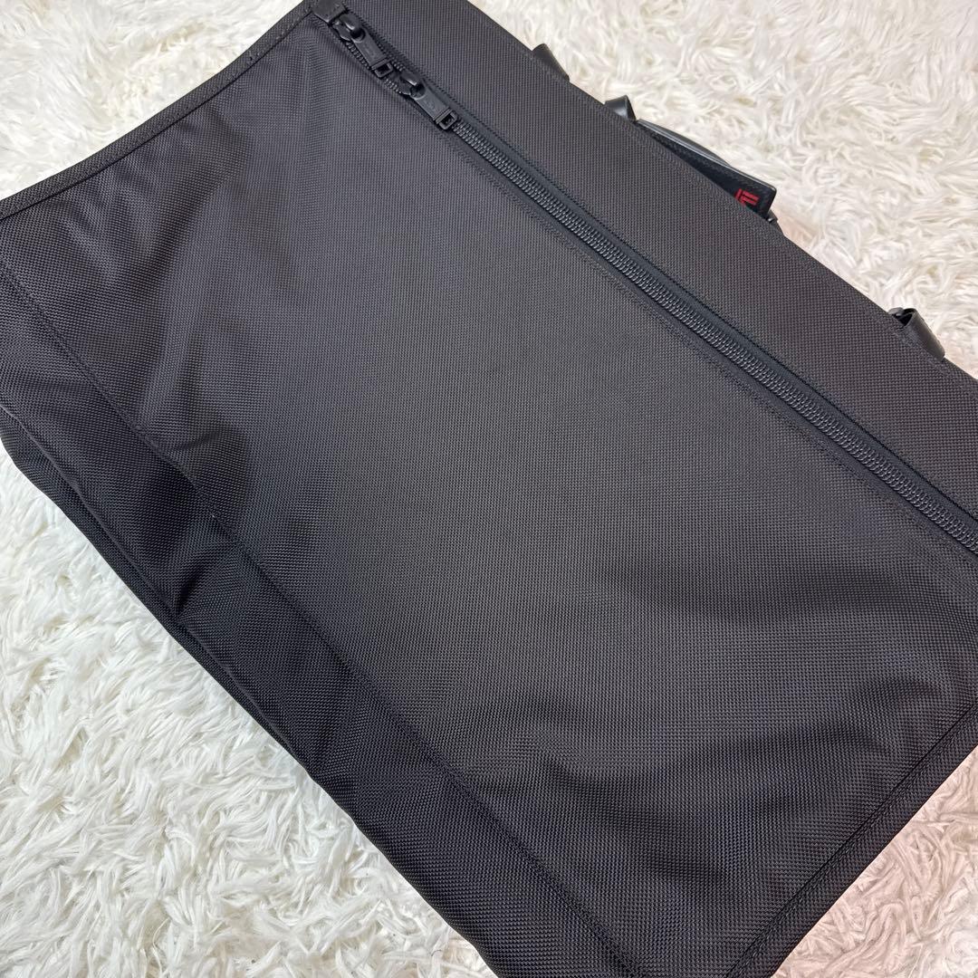 極美品 TUMI トライ フォールド ガーメントケース 22133DH