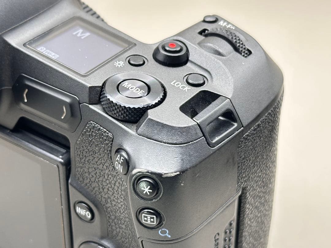 Canon EOS R ボディ