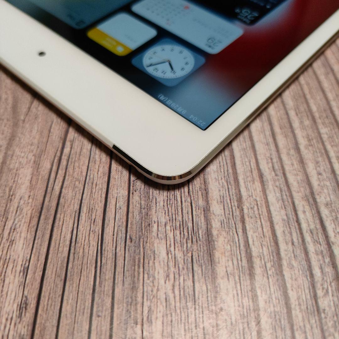 iPad mini4 第4世代 128GB SIMフリー シルバー 美品