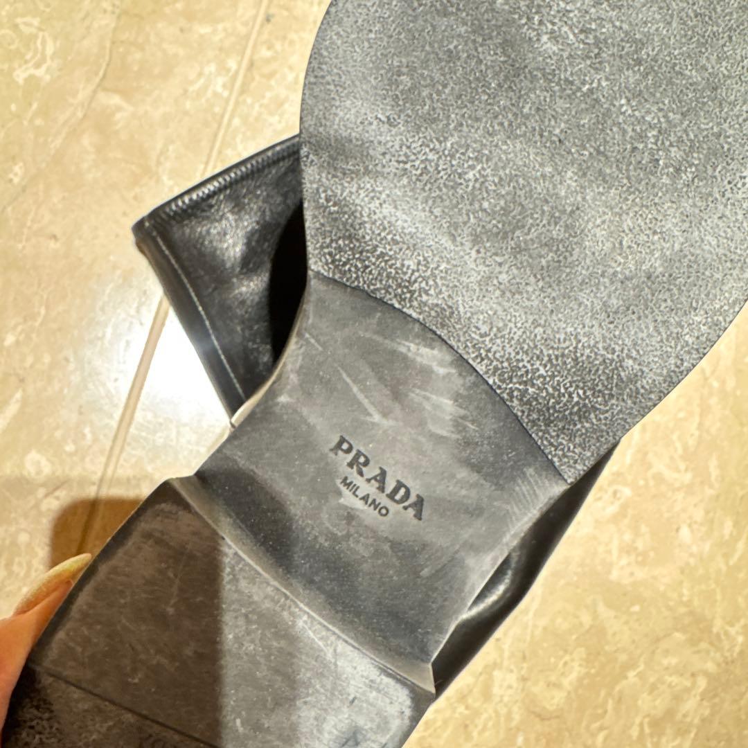 プラダ　ブーツ美品