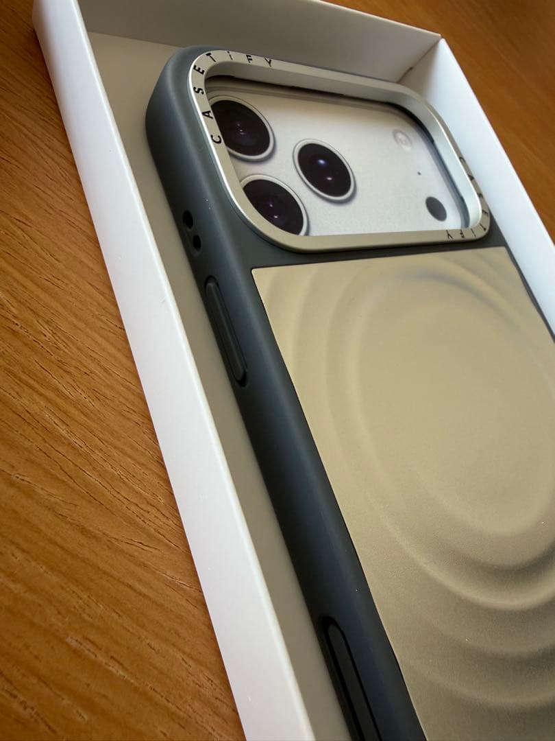 ケースティファイ　iPhone17promax メタルウェーブケース✳︎新品