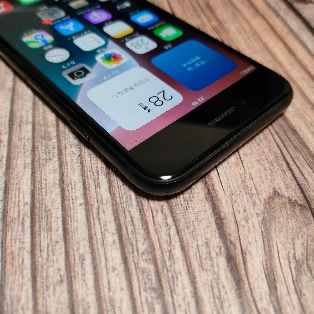 iPhone SE 第3世代 SIMフリー 64GB バッテリー92%