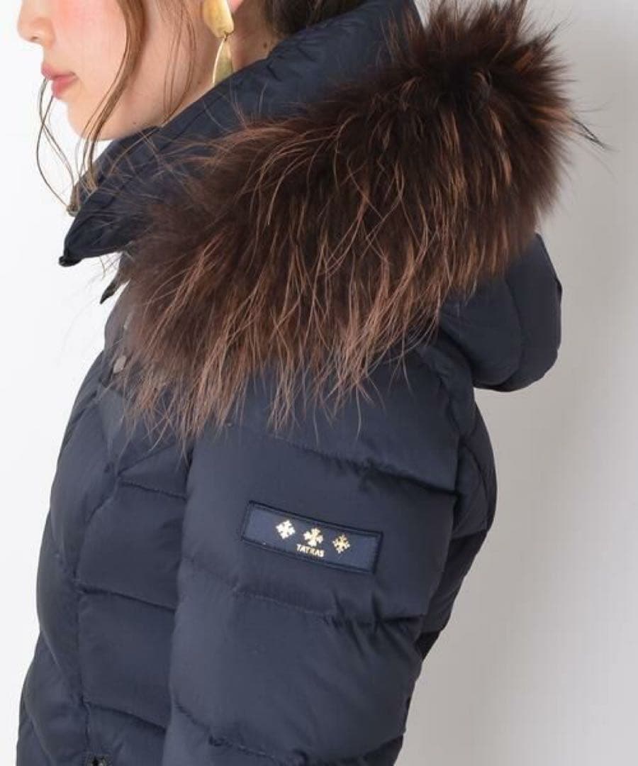 美品 TATRASタトラス セラミカ ダウンコート ラクーン ネイビー