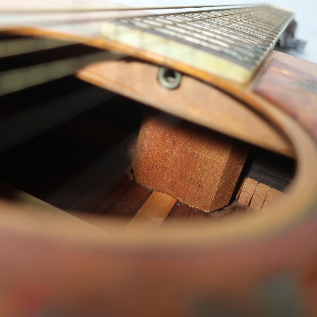 Morris W-30 エレアコ仕様 ギター ハードケース付