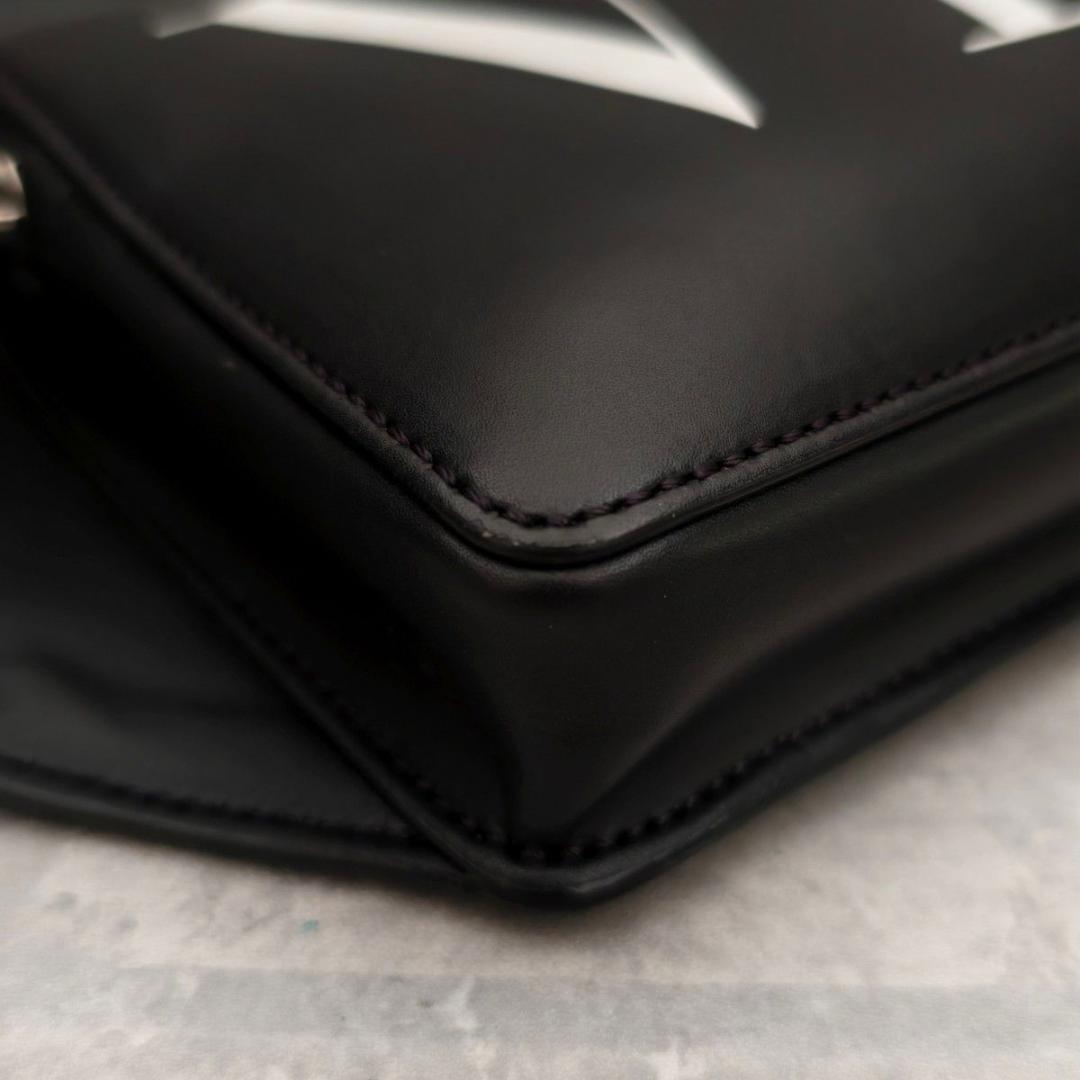 【正規品・極美品】VALENTINO ボディバッグ VLTN スタッズ ブラック