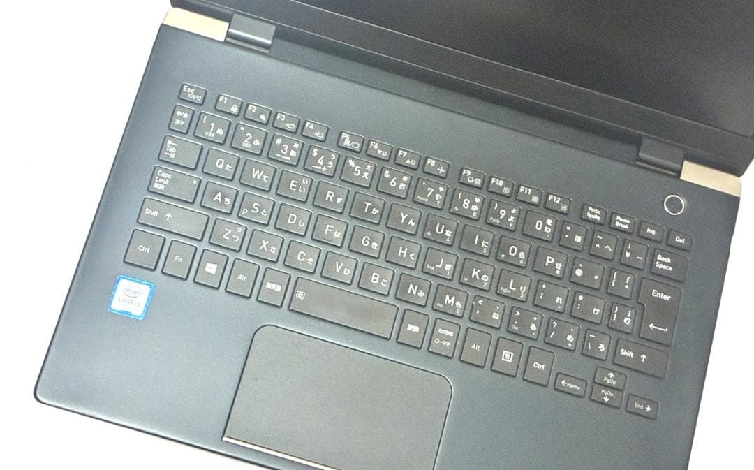 o*n様 外見美品 OS ストレージなし 薄型 13型 dynabook G83