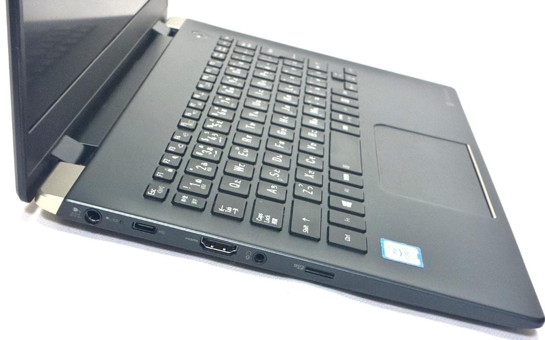 o*n様 外見美品 OS ストレージなし 薄型 13型 dynabook G83