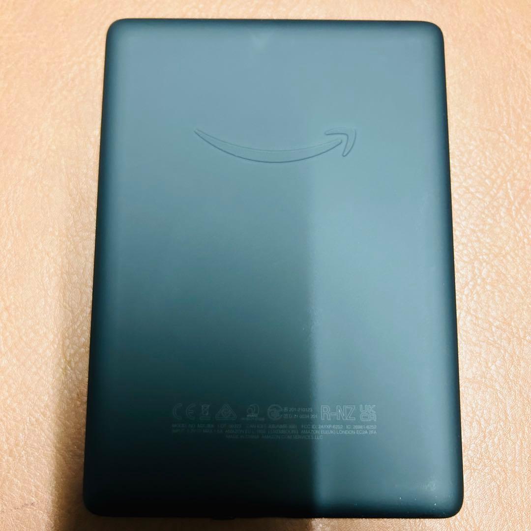 Kindle Paperwhite(第11世代）【広告あり】【8GB】カバー付き