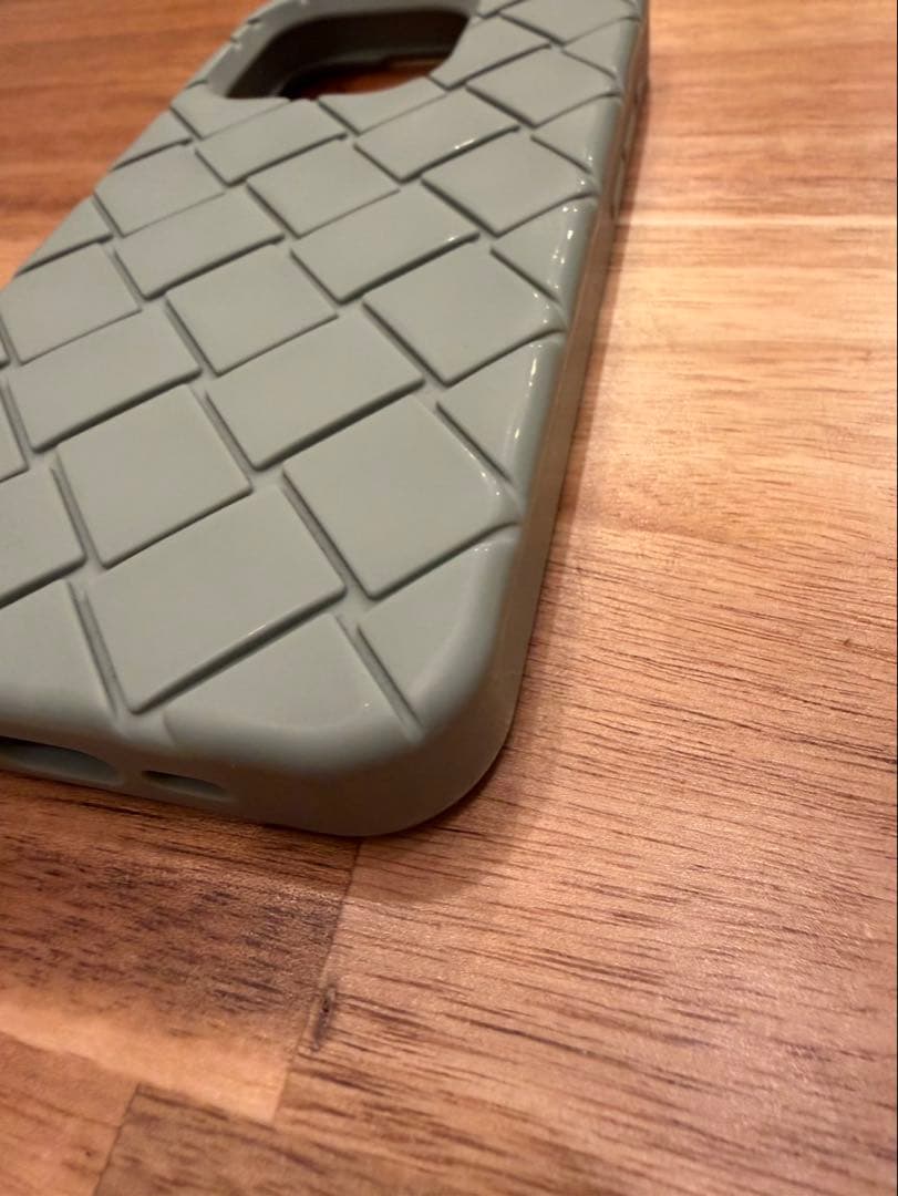 Bottega Veneta iPhone 15 proケース ボッテガヴェネタ