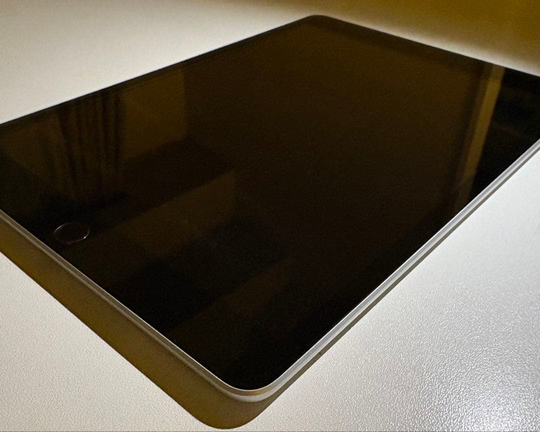 Apple iPad 第9世代 シルバー 本体 64GB