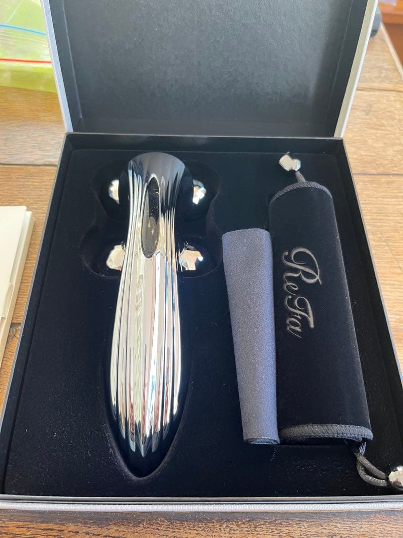 【正規品 新品未使用】ReFa フォーカラットレイ 美顔ローラー