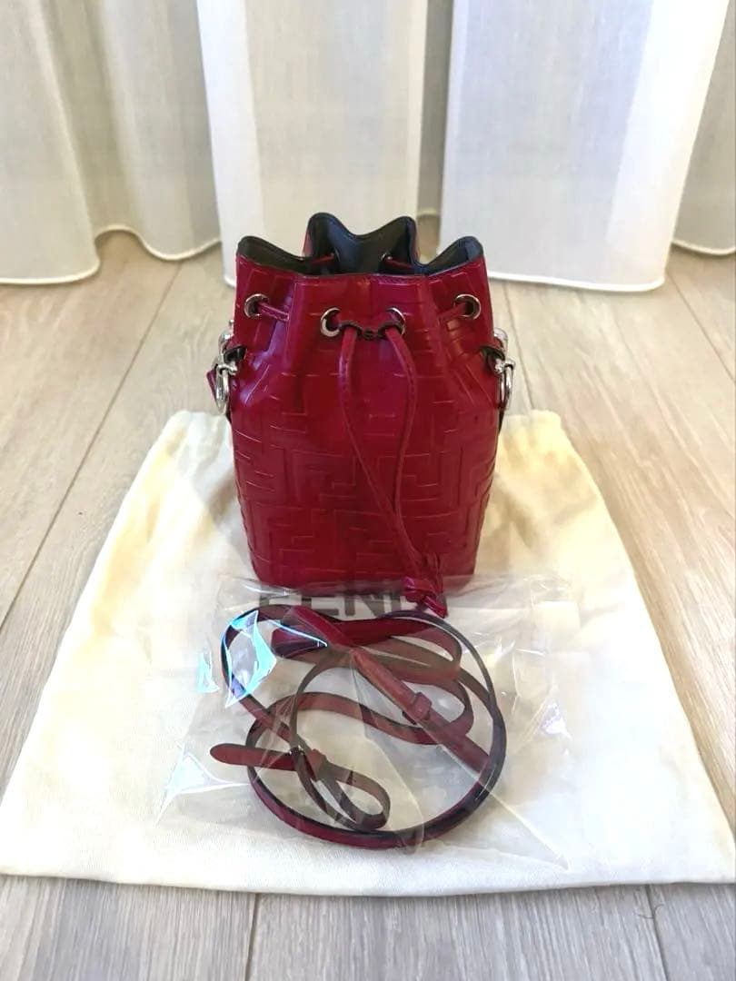 FENDI モントレゾール ハンドバッグ