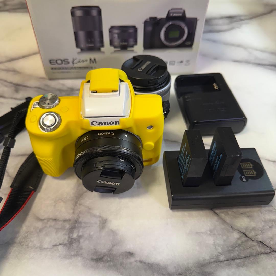 Canon EOS Kiss M ホワイト 本体とレンズ付き