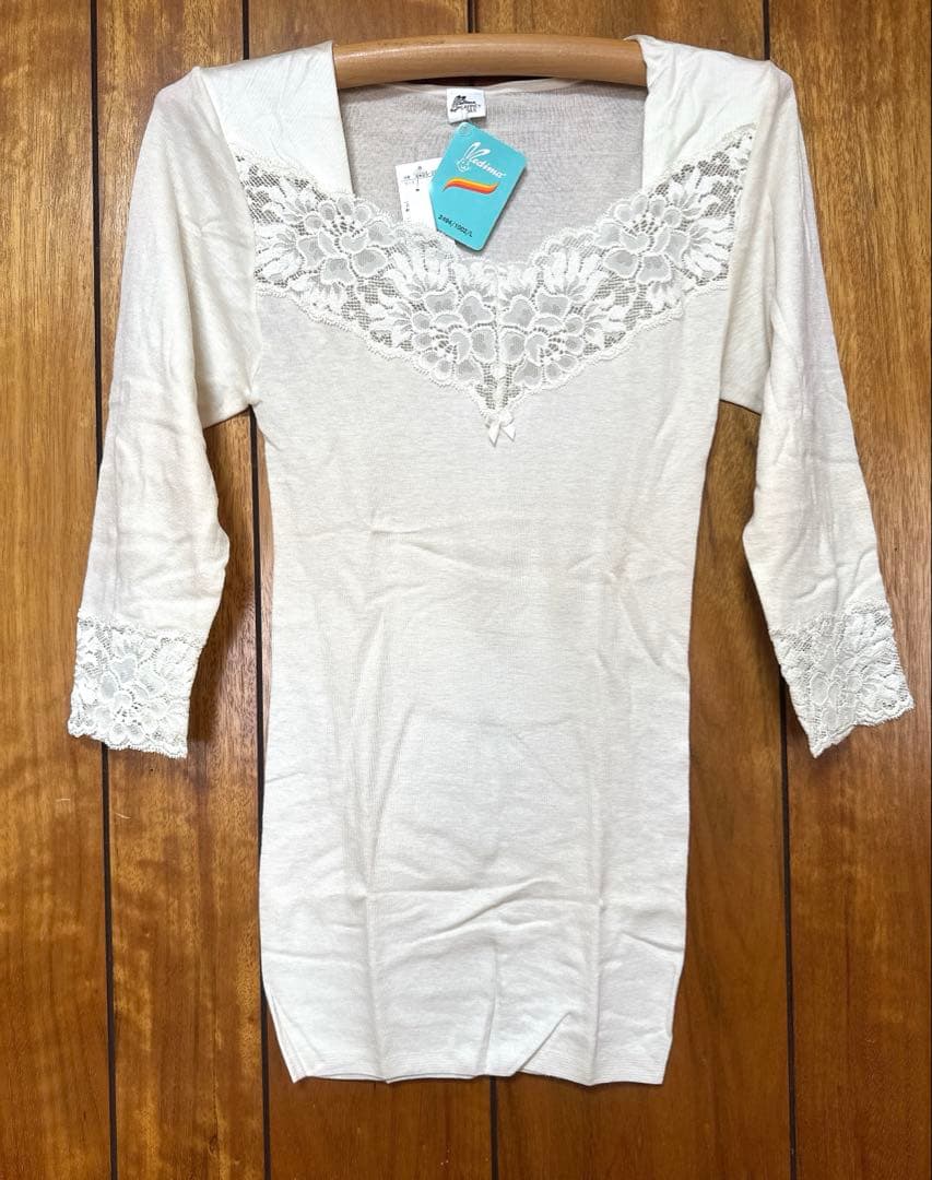 ⭐️専用⭐️MEDIMAレース付 8分袖スリーマLサイズ シルク／アンゴラ 肌着