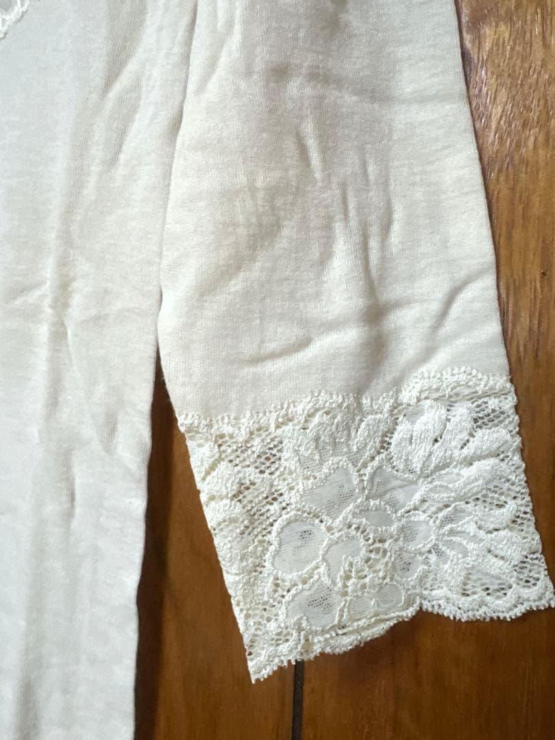 ⭐️専用⭐️MEDIMAレース付 8分袖スリーマLサイズ シルク／アンゴラ 肌着