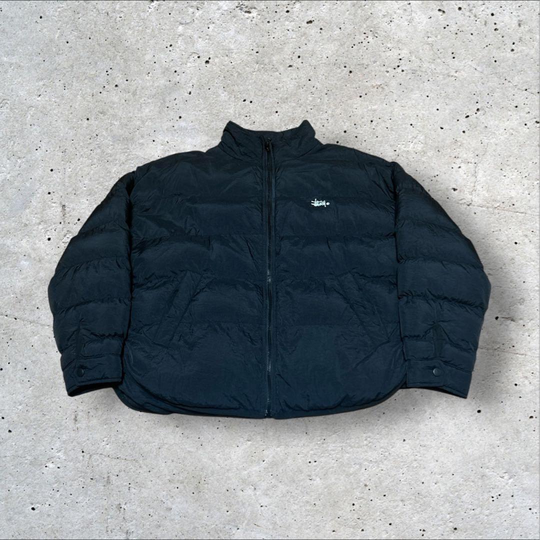 stussy ダウンジャケット　ブラック