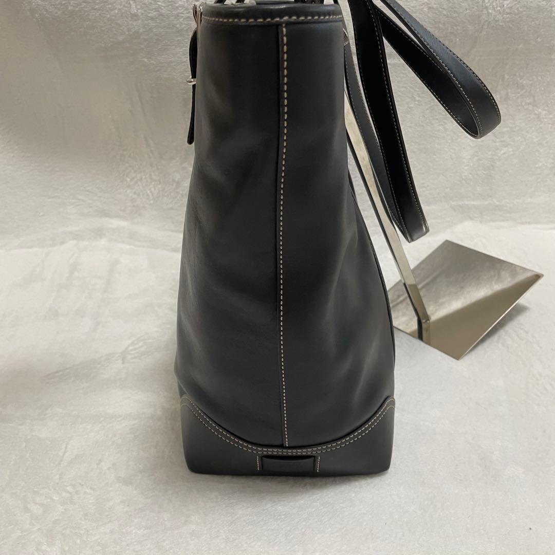 美品　コーチ　トートバッグ　本革　大容量　ポーチ付き