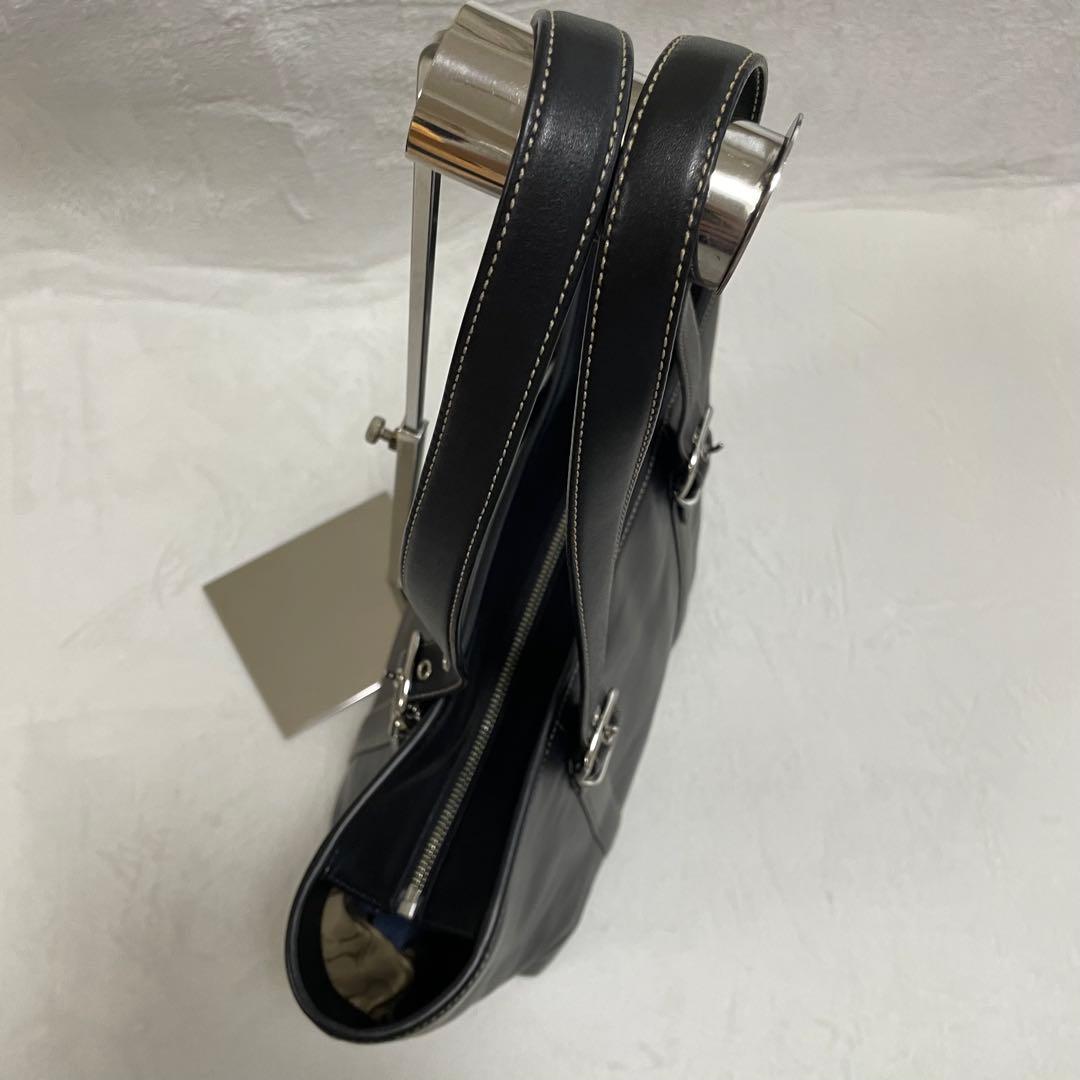 美品　コーチ　トートバッグ　本革　大容量　ポーチ付き