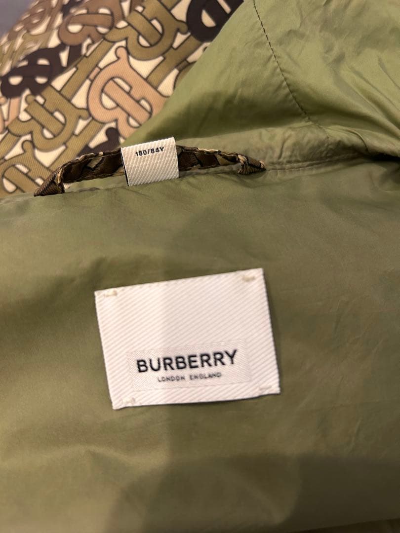 Burberry カモフラージュ ナイロンジャケット