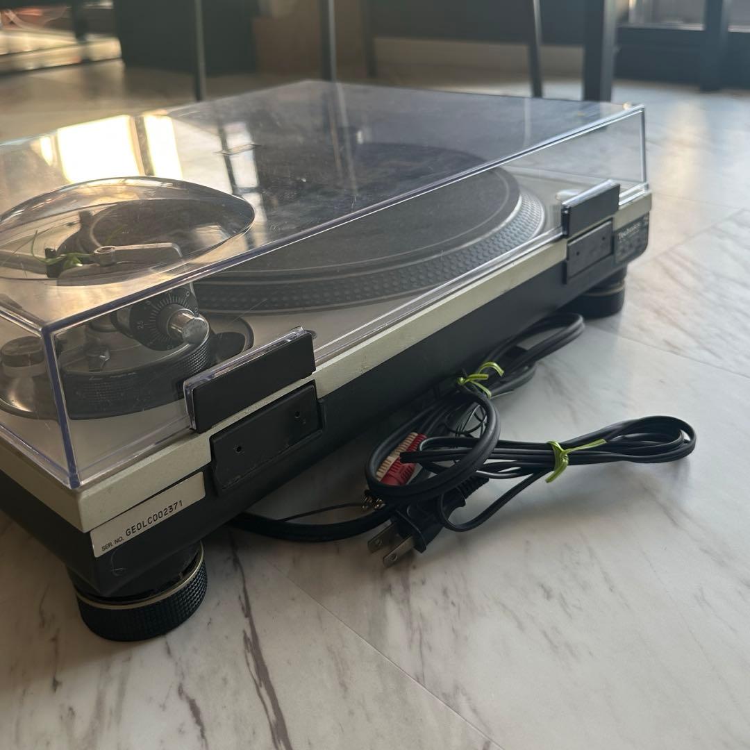 Technics SL-1200 レコードプレーヤー 本体　ふたつき