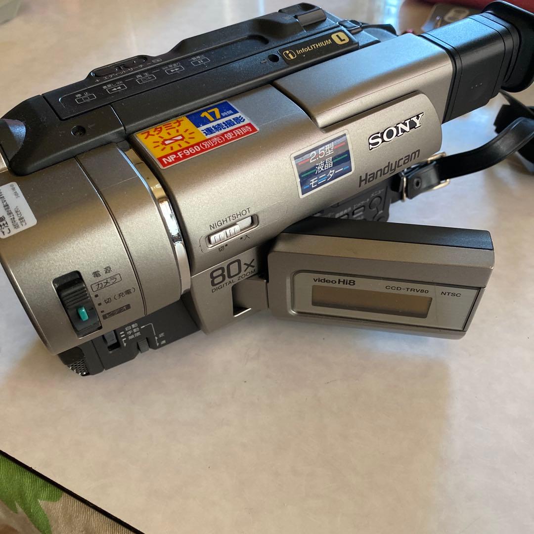 SONY VideoHi8ビデオカメラ　CCD-TRV80 ①