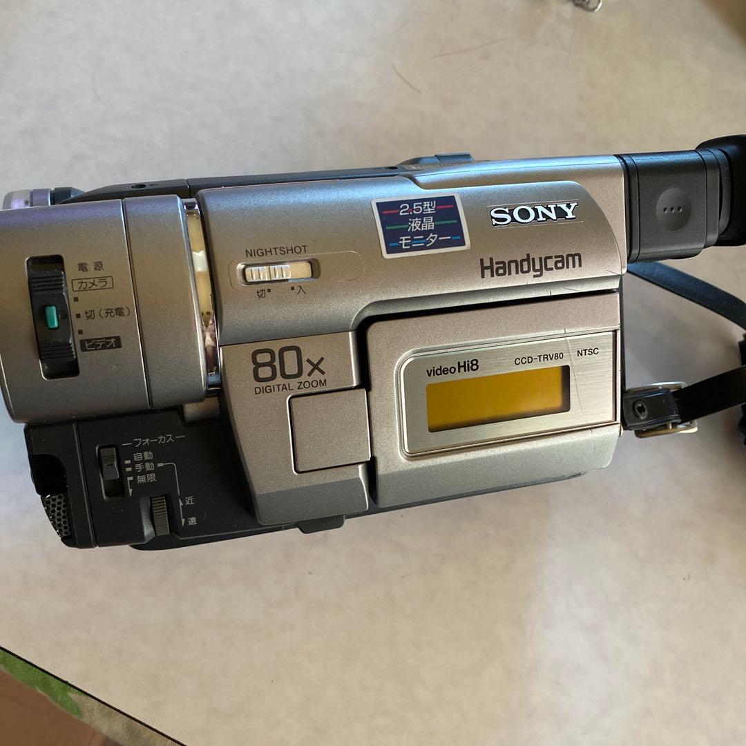SONY VideoHi8ビデオカメラ　CCD-TRV80 ①