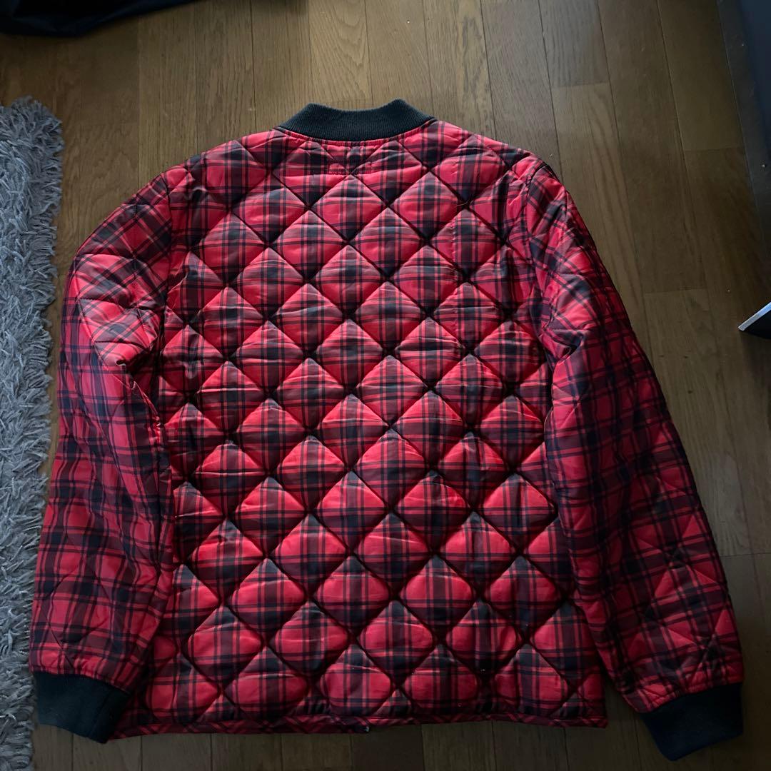 シュプリーム　ナイロンジャケット　Lサイズ