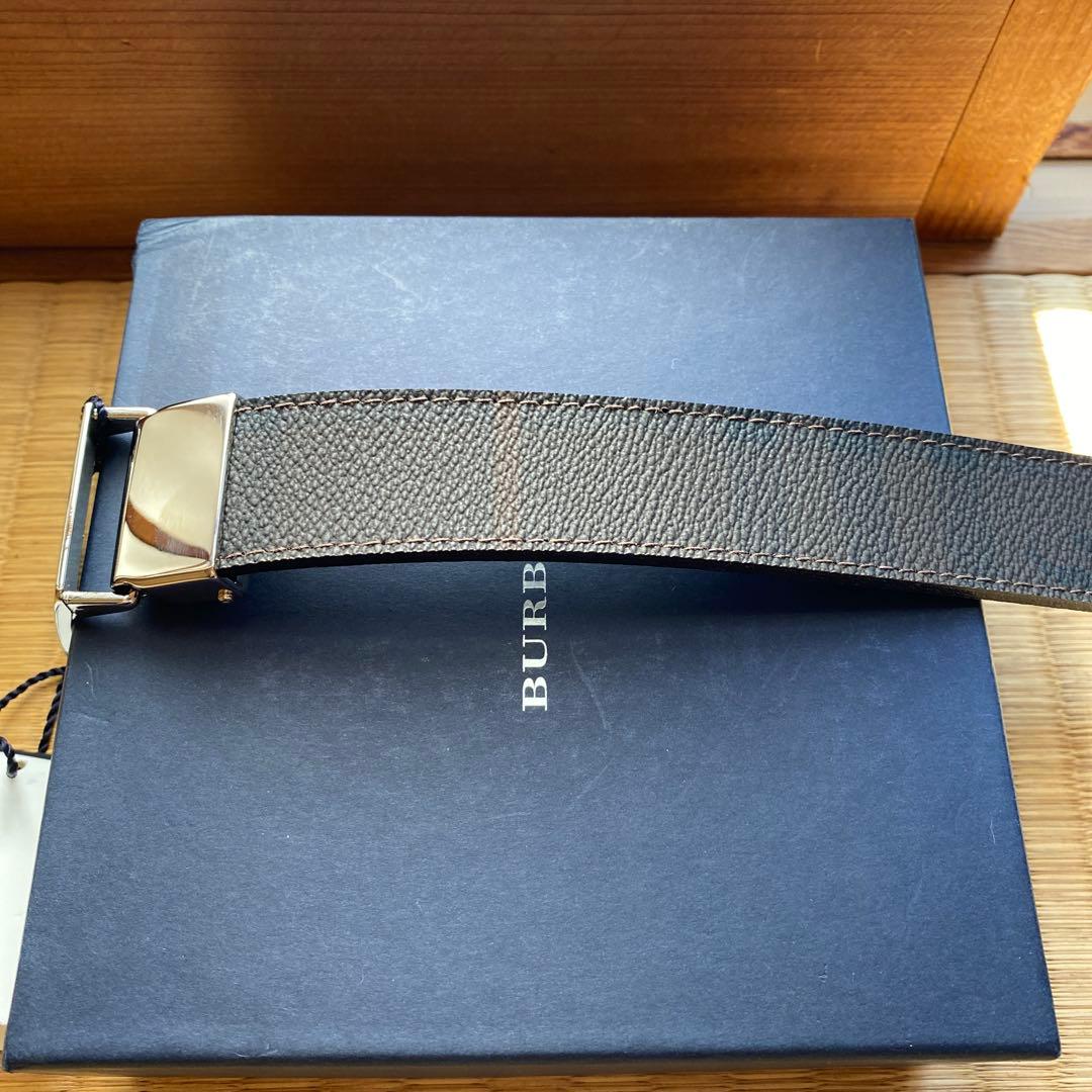 BURBERRY ブラックレザー ベルト