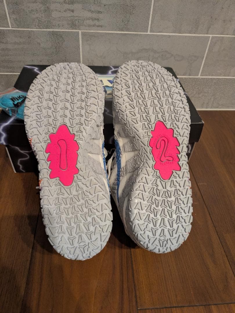 Nike Worldwide バスケットボールシューズ