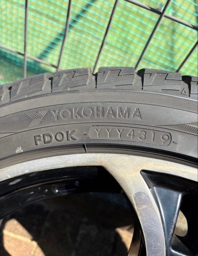 【中古】１７インチスタッドレスタイヤ ホイール４本セット（215/45R17）