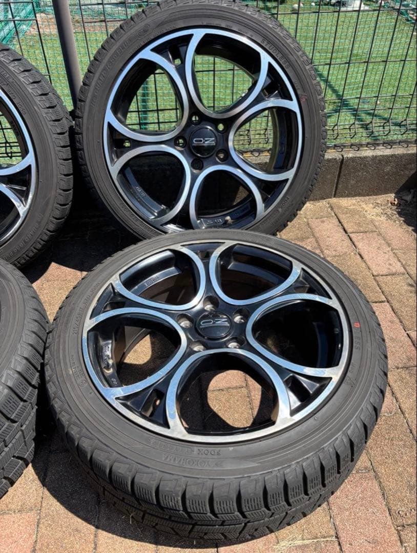 【中古】１７インチスタッドレスタイヤ ホイール４本セット（215/45R17）