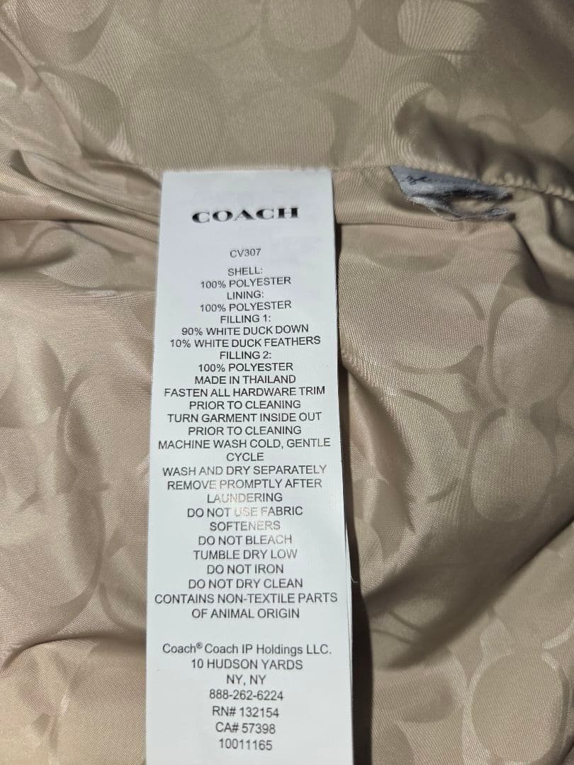 COACH ベージュ ダウンジャケット