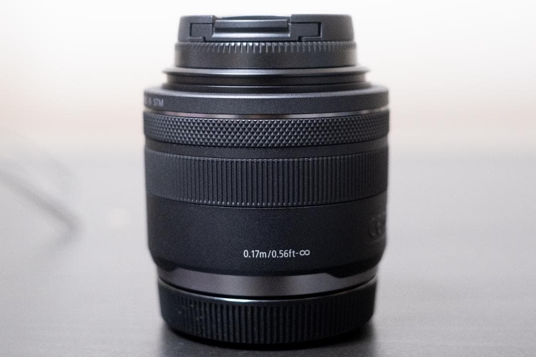 キヤノン Canon RF35mm F1.8 MACRO IS STM