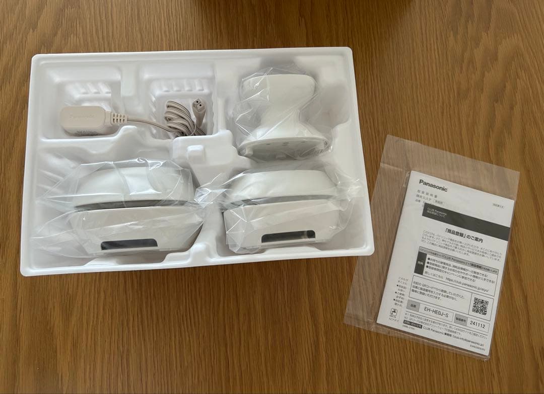 新品未使用　Panasonic 頭皮エステ EH-HE0J-S（シルバー調）