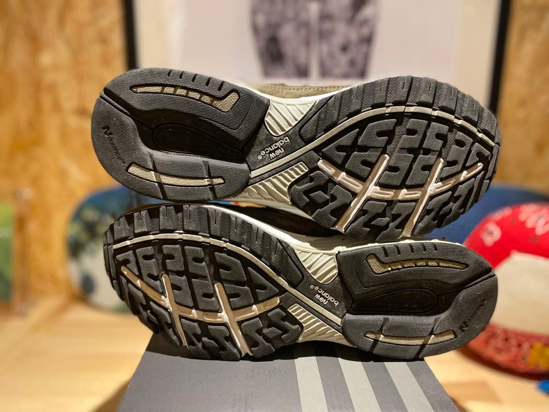 靴 NEW BALANCE MR993MG