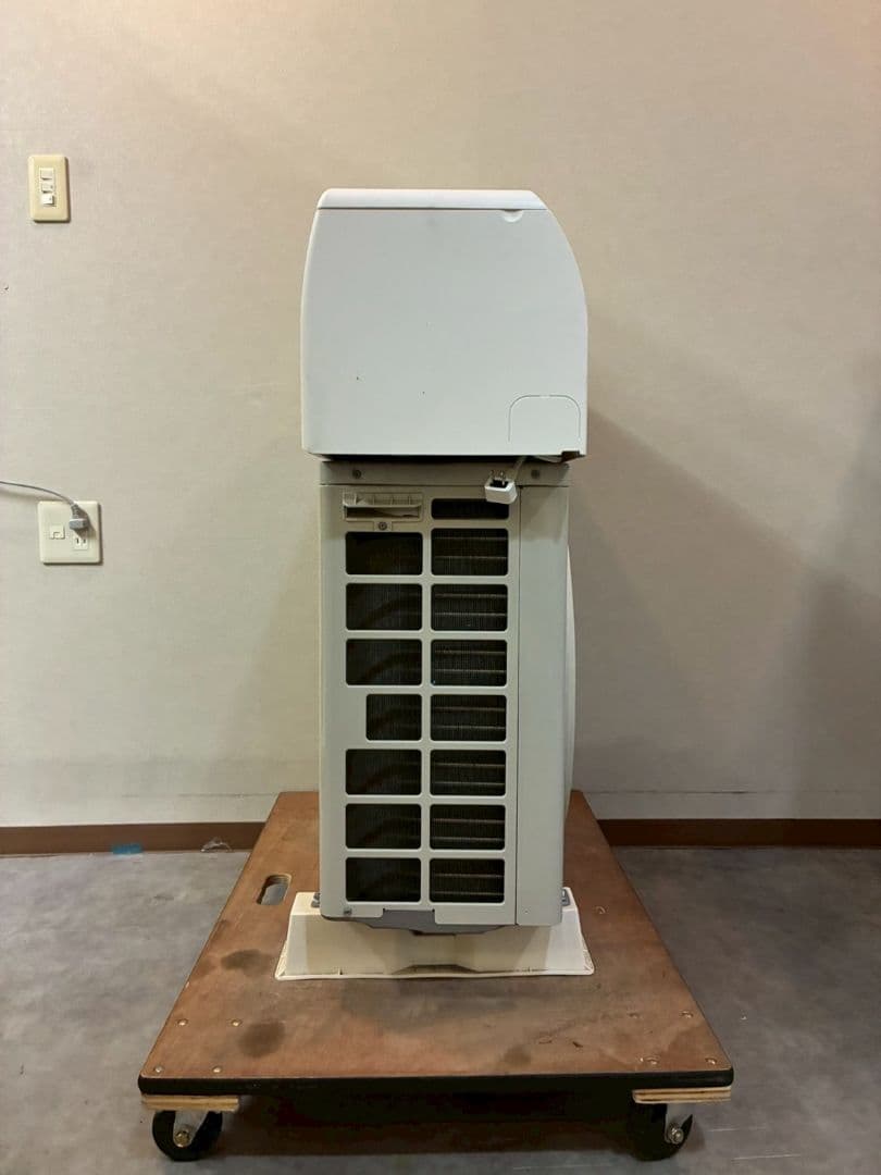 ◯1904 ダイキン 【AN22YFS-W】2022年製 6畳 エアコン 中古