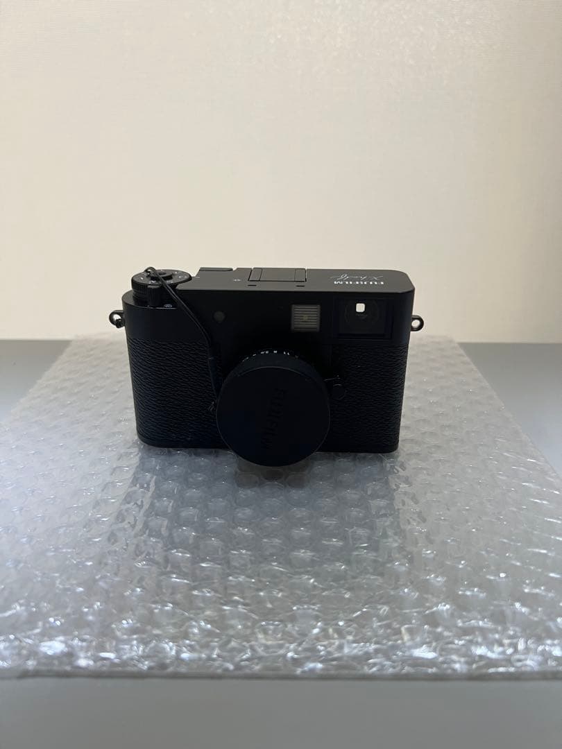 Fujifilm Xhalf ブラック