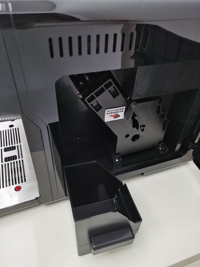 全自動エスプレッソマシン【ミルク自動泡立て付き】