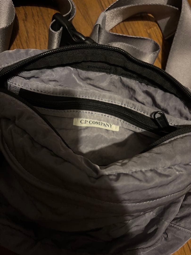 CP COMPANY ボディバッグ