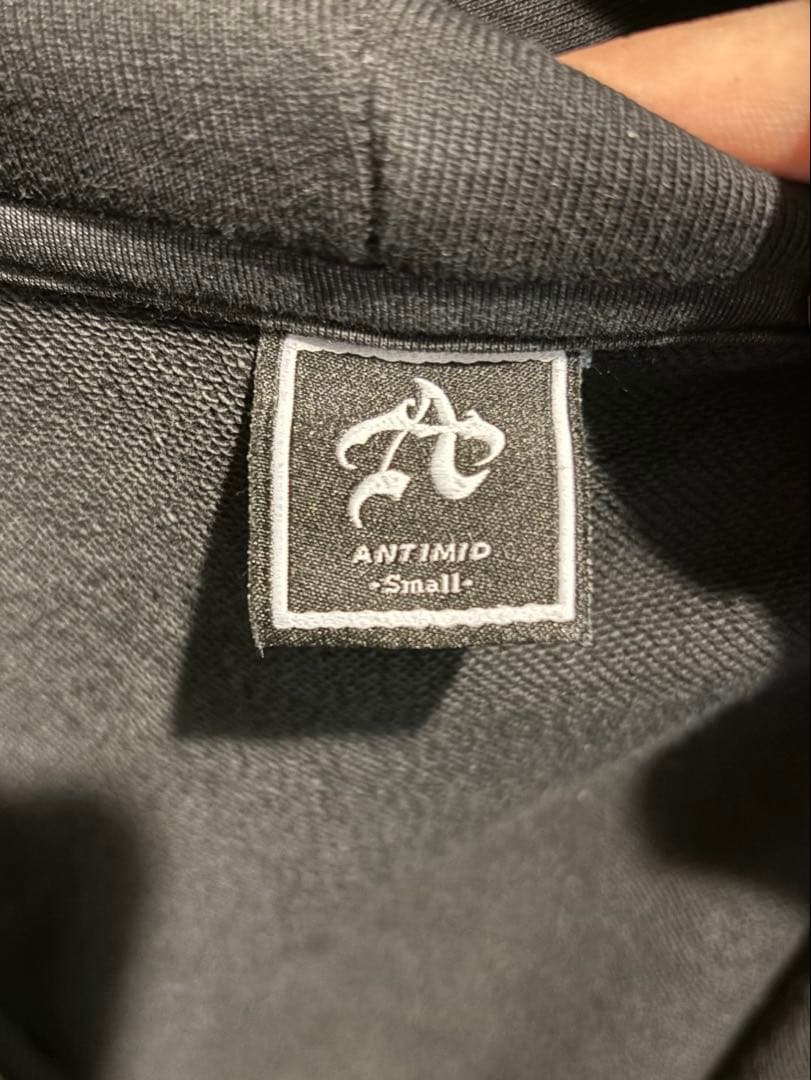 ANTIMID ジップパーカー 赤黒